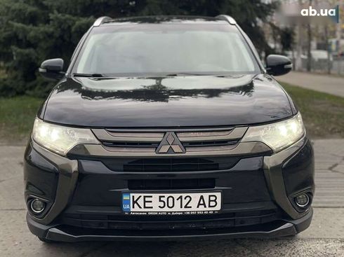 Mitsubishi Outlander 2015 - фото 2