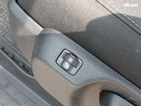 Peugeot Traveller 2019 серый - фото 28