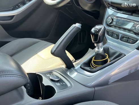 Ford Focus 2014 белый - фото 6