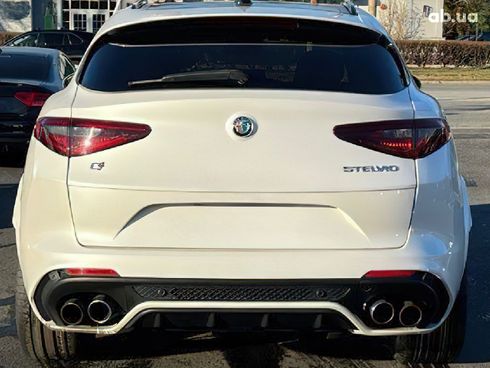 Alfa Romeo Stelvio Quadrifoglio 2019 белый - фото 5