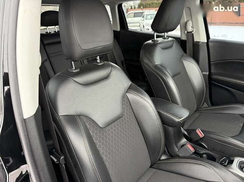 Jeep Compass 2018 - фото 19