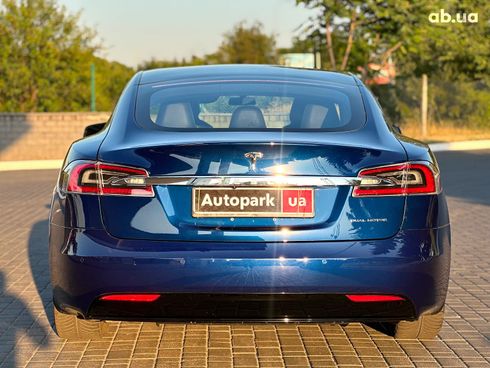 Tesla Model S 2019 синий - фото 10