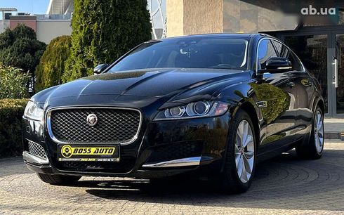 Jaguar XF 2019 - фото 3