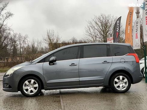 Peugeot 5008 2011 - фото 12