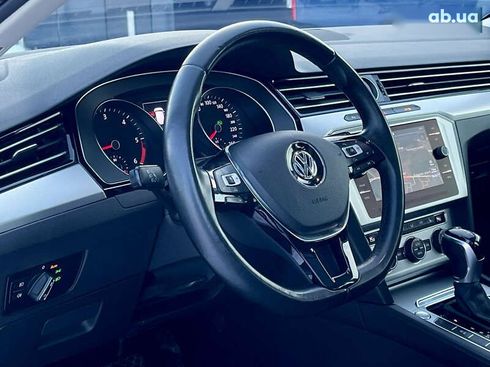 Volkswagen Passat 2018 - фото 23