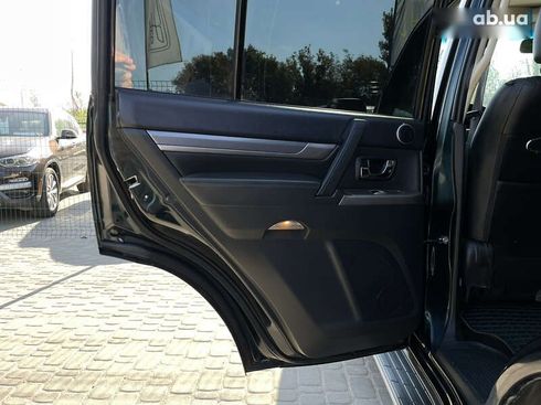 Mitsubishi Pajero 2014 - фото 26