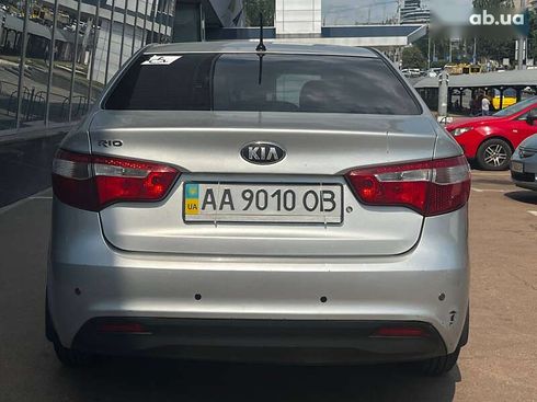 Kia Rio 2013 - фото 6