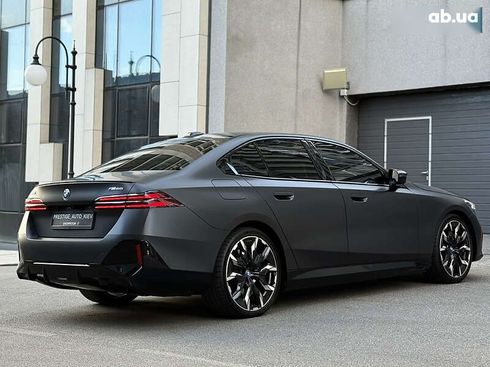 BMW i5 2023 - фото 27