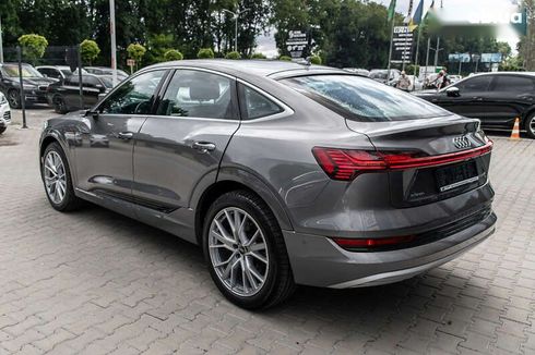 Audi E-Tron 2022 - фото 29