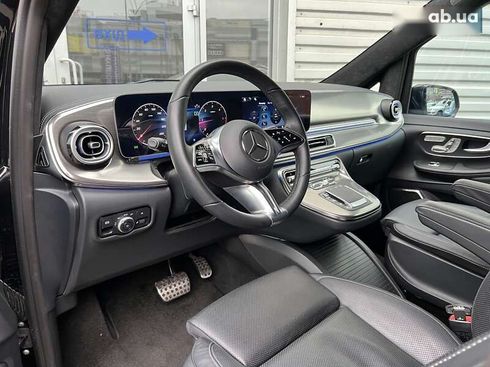 Mercedes-Benz V-Класс 2024 - фото 17