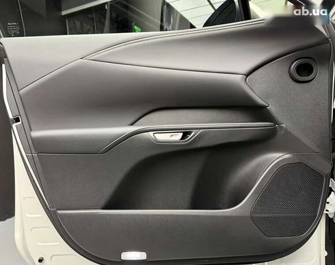 Lexus RX 2023 - фото 25