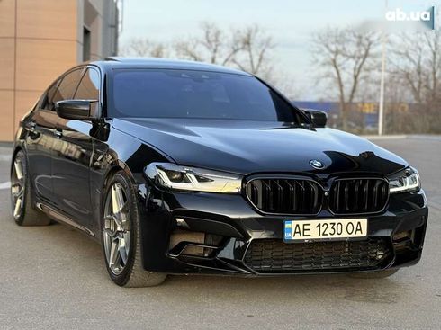 BMW 5 серия 2017 - фото 20