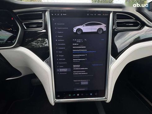 Tesla Model X 2017 - фото 17
