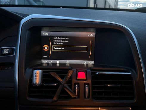 Volvo XC60 2013 серый - фото 26
