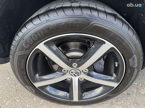 Volkswagen Touareg 2017 - фото 13