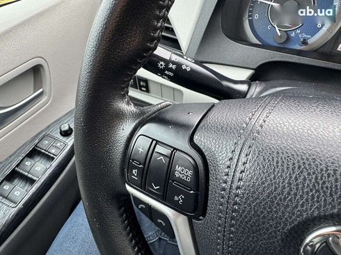 Toyota Sienna 2019 - фото 26