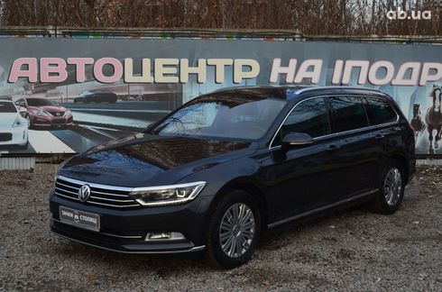 Volkswagen Passat 2017 черный - фото 4