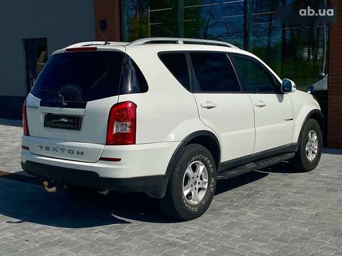 SsangYong Rexton 2017 - фото 12