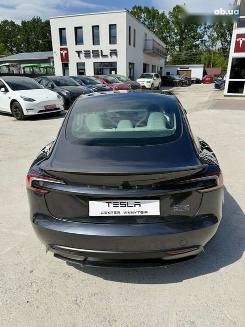 Tesla Model 3 2024 - фото 27