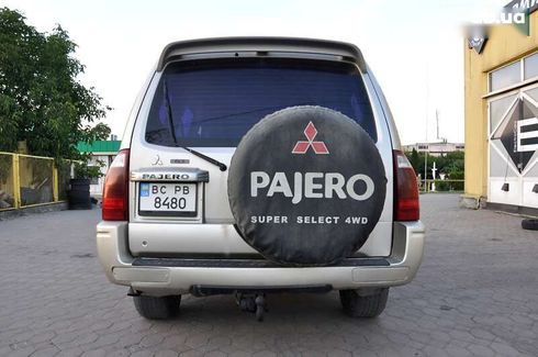 Mitsubishi Pajero 2006 - фото 11