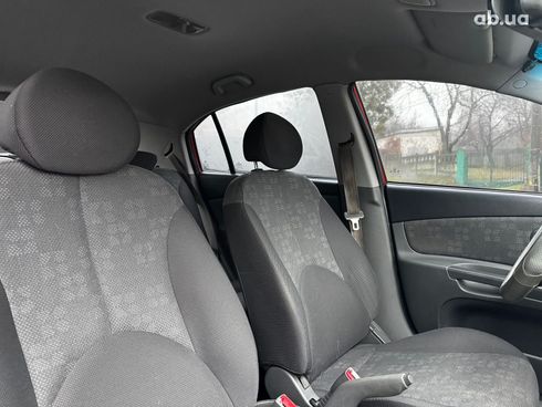 Kia Rio 2008 красный - фото 69