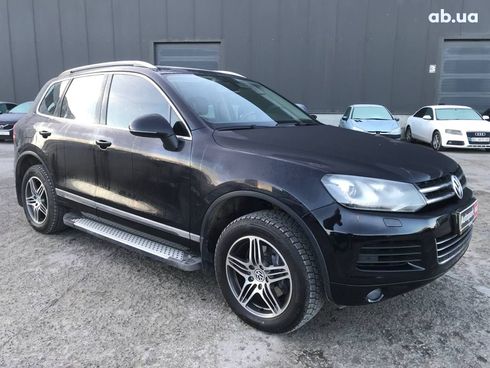 Volkswagen Touareg 2012 черный - фото 10