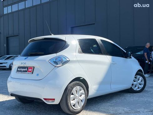 Renault Zoe 2014 белый - фото 10
