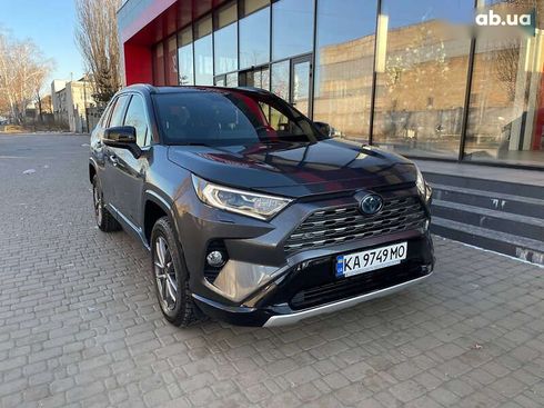 Toyota RAV4 2020 - фото 6