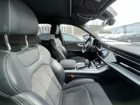 Audi Q7 2020 - фото 32