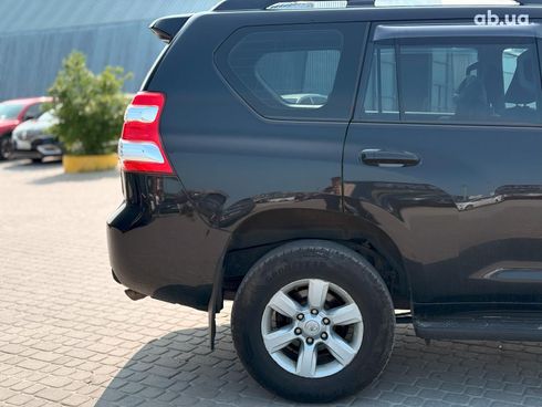 Toyota Land Cruiser Prado 2016 черный - фото 11