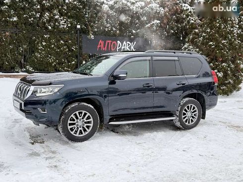 Toyota Land Cruiser Prado 2019 - фото 3