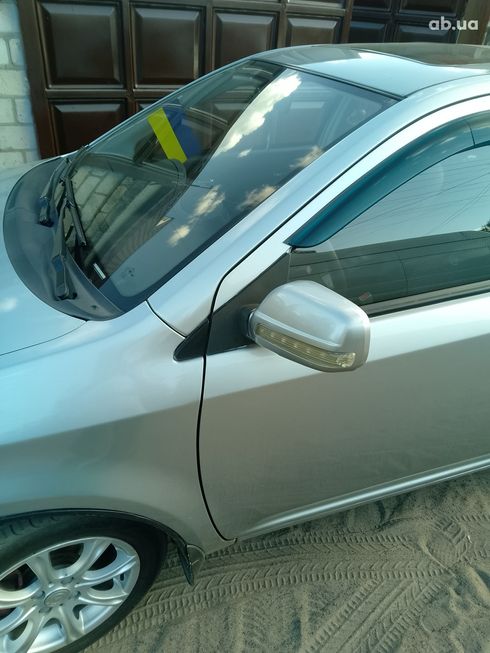 Geely MK 2013 серебристый - фото 3