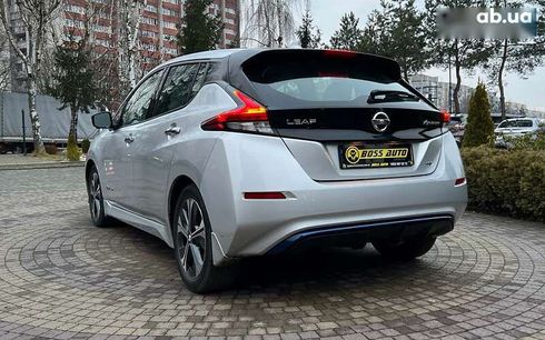 Nissan Leaf 2018 - фото 5