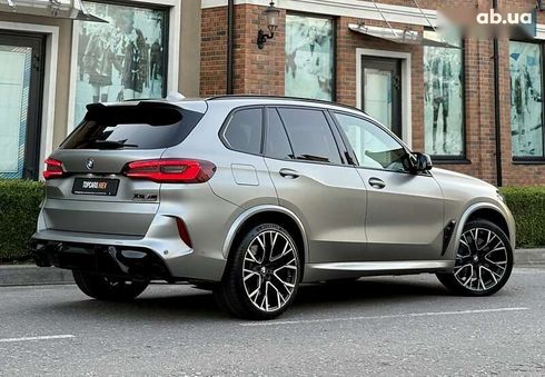 BMW X5 M 2022 - фото 17