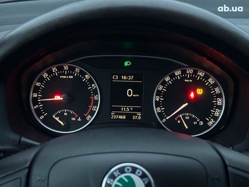 Skoda Octavia 2011 черный - фото 22