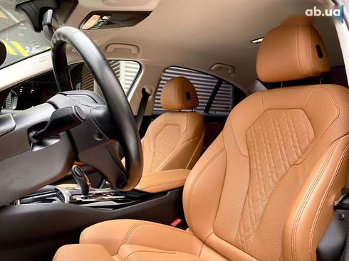 BMW 5 серия 2020 - фото 29
