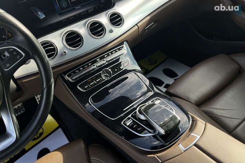 Mercedes-Benz E-Класс 2018 - фото 19