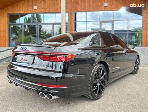 Audi S8 2025 - фото 10