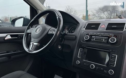 Volkswagen Touran 2011 - фото 19