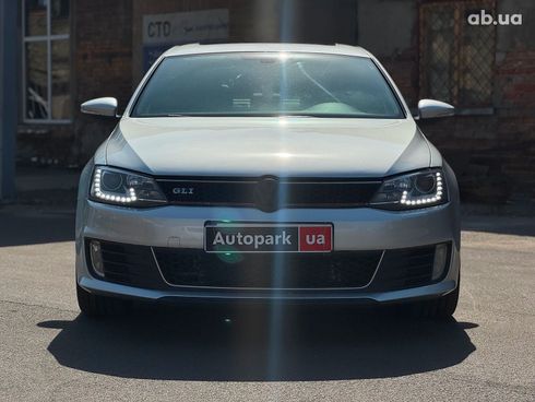 Volkswagen Jetta 2015 серый - фото 4