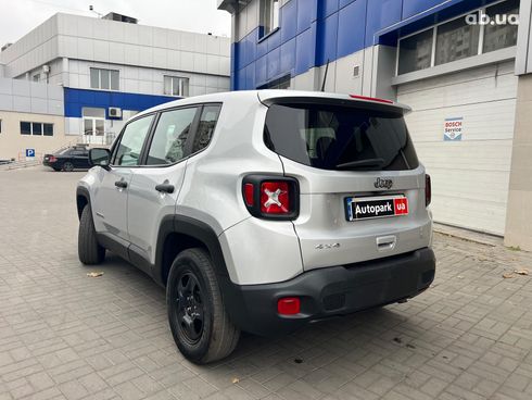 Jeep Renegade 2021 серый - фото 8