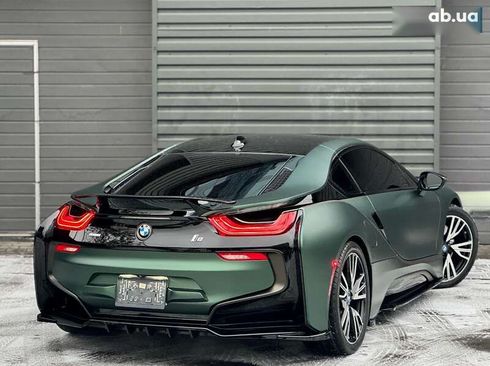 BMW i8 2016 - фото 9