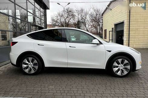 Tesla Model Y 2021 - фото 8