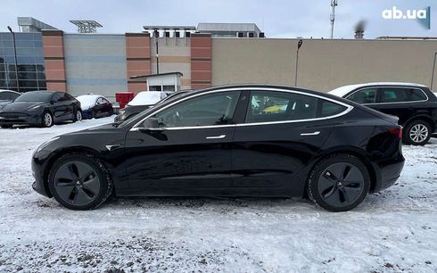 Tesla Model 3 2020 - фото 4