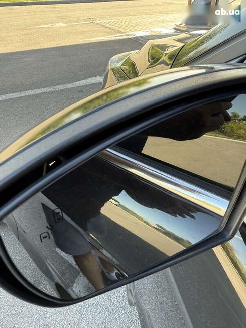 Ford Escape 2019 - фото 16