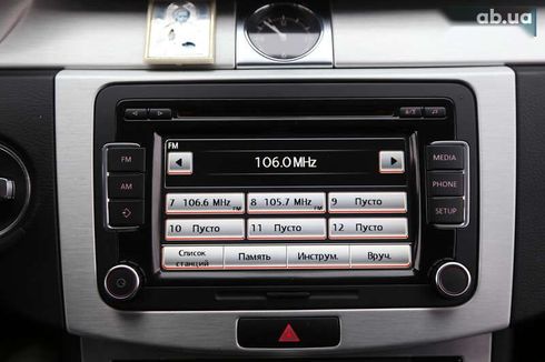 Volkswagen Passat 2012 - фото 17