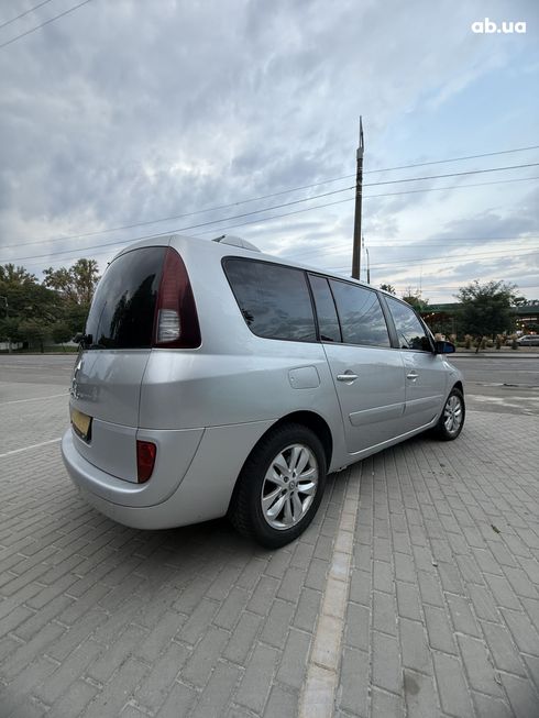 Renault Espace 2006 серебристый - фото 9