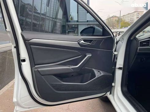 Volkswagen Jetta 2020 - фото 16