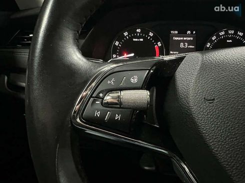 Skoda Octavia 2021 - фото 23