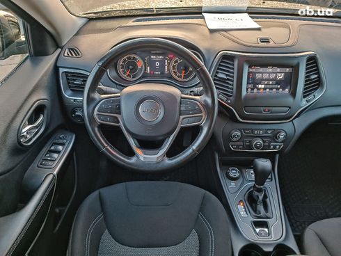 Jeep Cherokee 2019 черный - фото 15